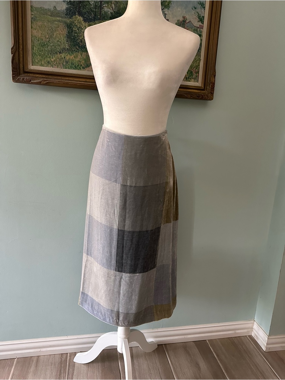 Vintage (late 80’s) Banana Republic Velvet Midi Skirt in Gray, Taupe, Blue